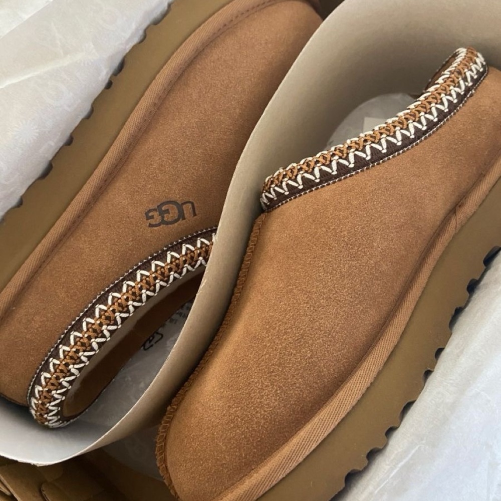 Ugg Tasman Slipper
